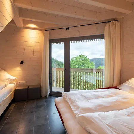 Schwarzwalddeck Deckhaeuser