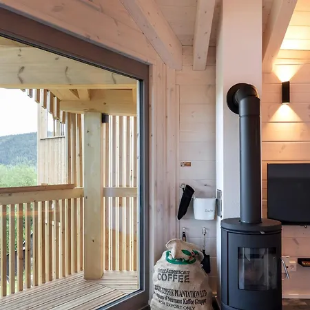 Schwarzwalddeck Deckhaeuser