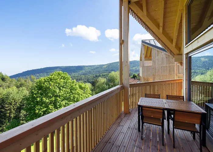 Schwarzwalddeck Deckhaeuser