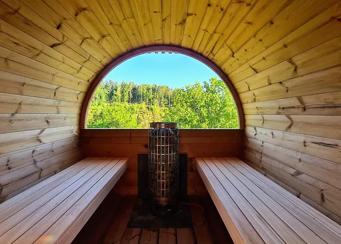 Schwarzwalddeck Deckhaeuser