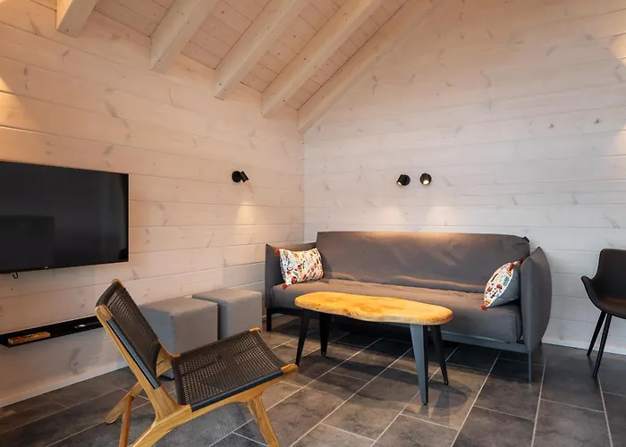 Schwarzwalddeck Deckhaeuser Alpstuga Bad Herrenalb