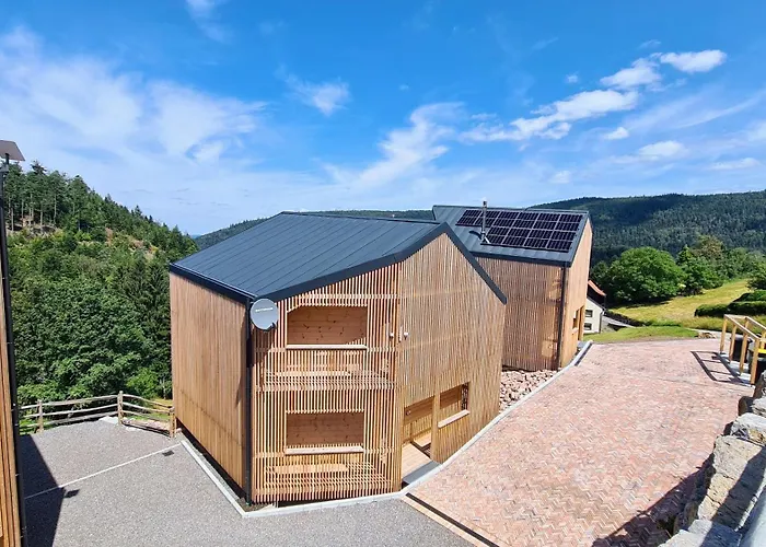 Schwarzwalddeck Deckhaeuser * Bad Herrenalb