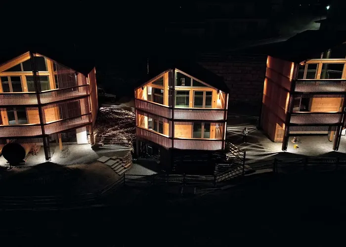 Schwarzwalddeck Deckhaeuser *